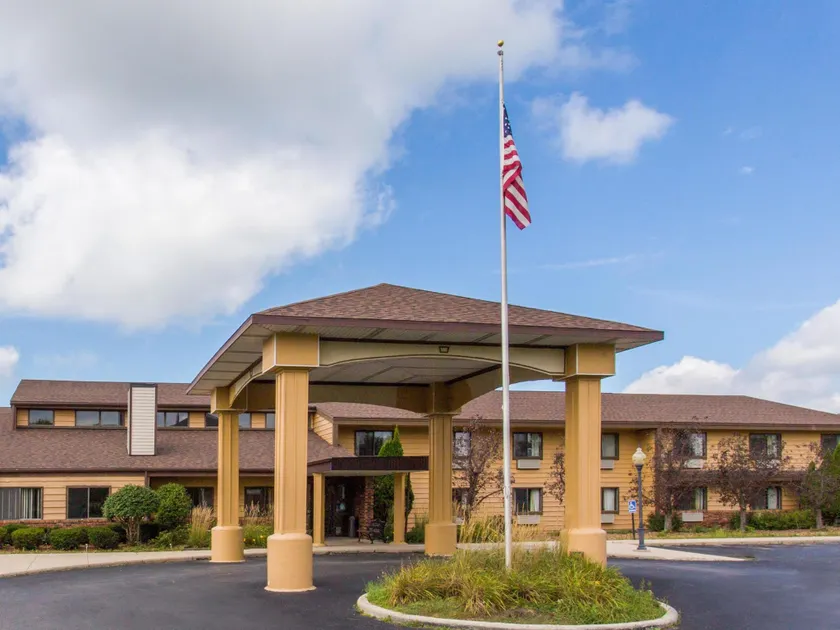 DAYS INN SHEBOYGAN/THE FALLS - Image 1