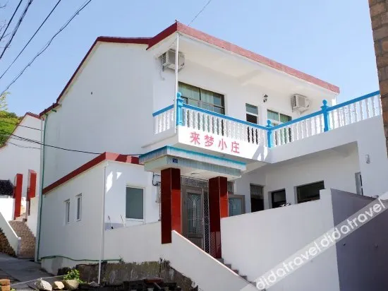 East Fishing Dream Hotel - Image 1