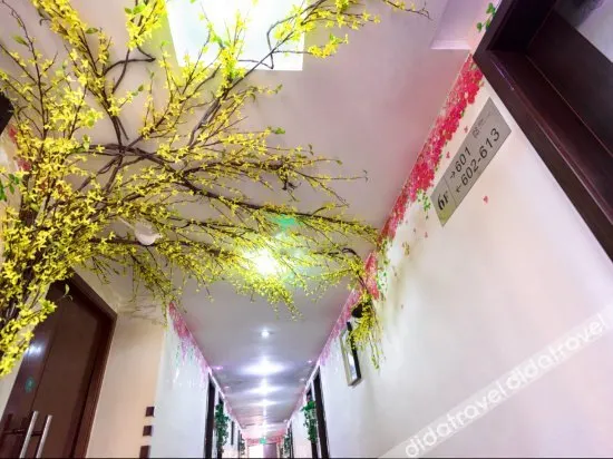ChengDu YinShu Hotel - Image 1