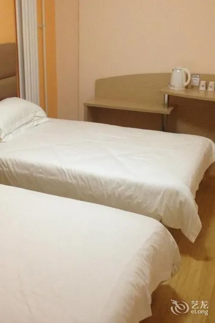 Homeinn Pebble Hotel (Qingdao Hangzhou Road Sifang Long-distance Bus Station) - Image 1