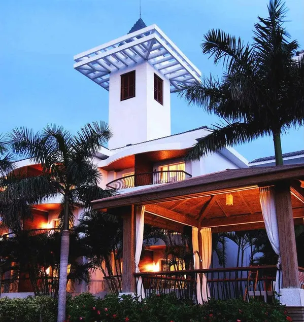 Yalong Bay Golf Club - Image 1