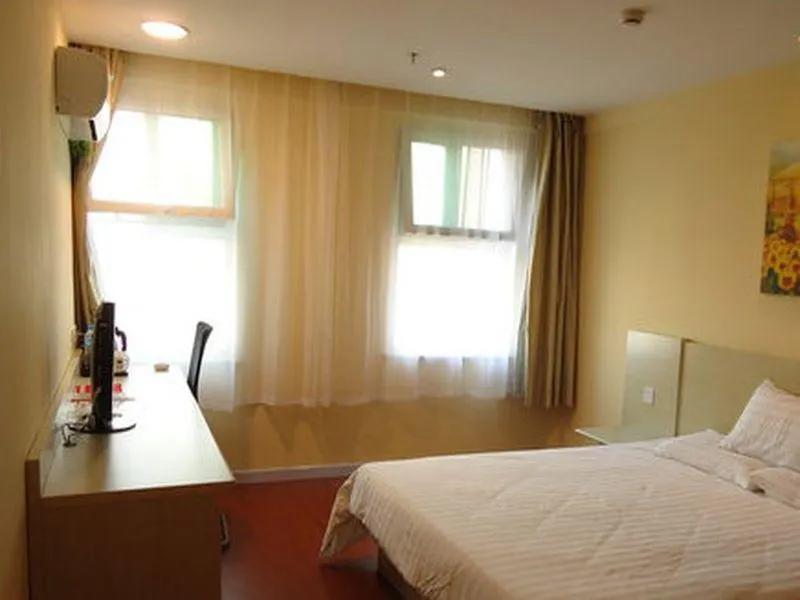 Hanting Hotel Jiujiang Xunyang Road Pedestrian Street - Image 1