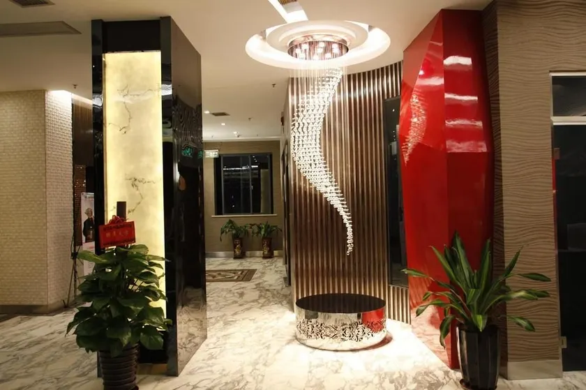 Amy Crystal Business Hotel - Image 1
