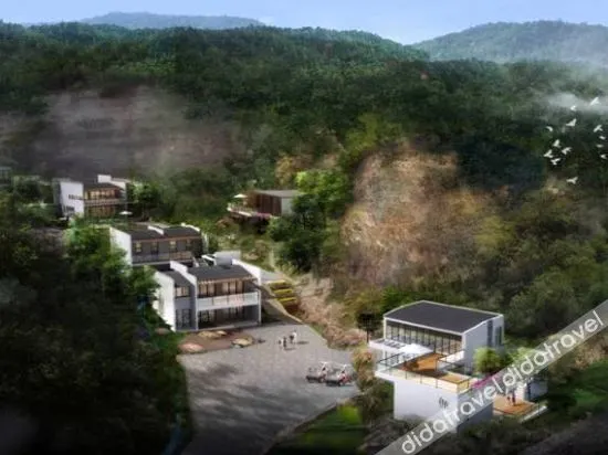 Zizai Pingjiang Wild Luxury Resort - Image 1