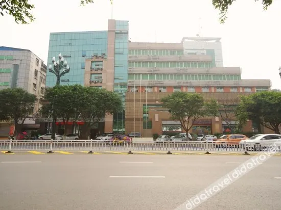 Yuanneng Grand Hotel - Image 1