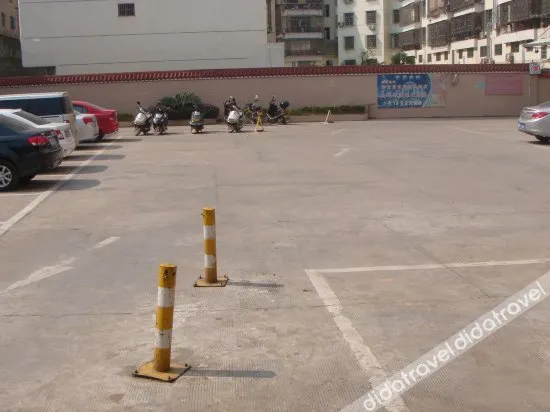 Changzheng Hotel - Image 1