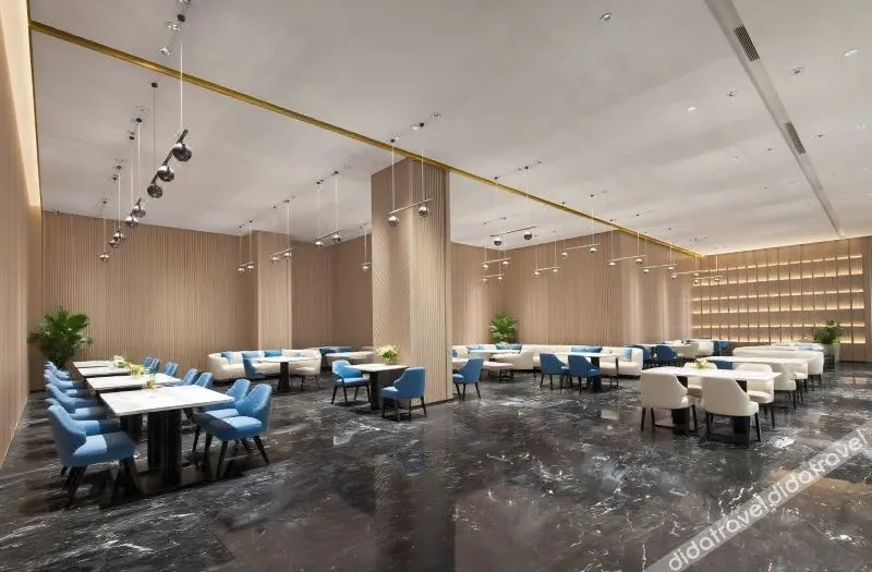 Rezen Garden Hotel - Image 1