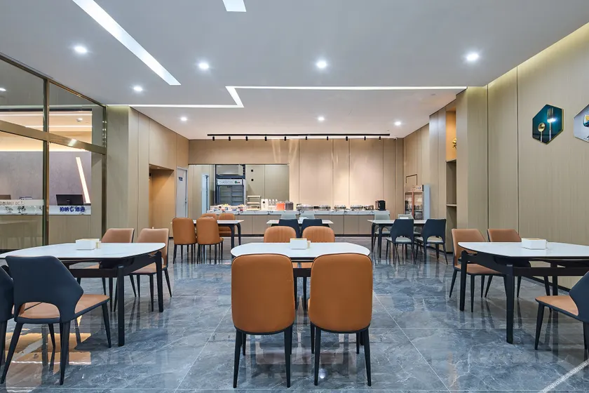 Urba S Hotel (Gaoqi Airport Xiangyu Bonded Zone Branch) - Image 1