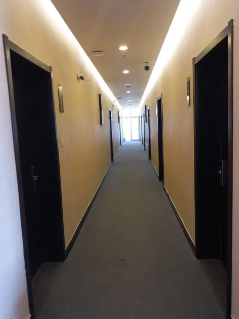 Xinjin Hotel (Cangzhou Xinhua Qiantong Avenue Yanbai Shopping Plaza Branch) - Image 1