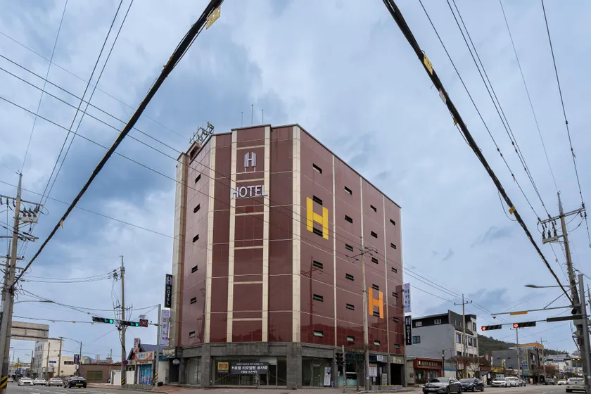 Jeongeup H - Image 1