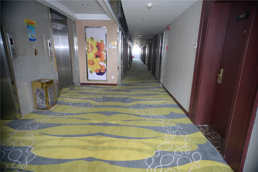 Qianmei International Hotel (Jiangnan Songcheng Ganzhou Station Juyi Wanda Branch) - Image 1