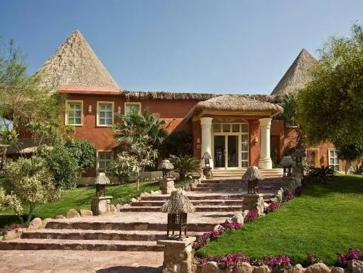 Laguna Vista Beach Resort - Image 1