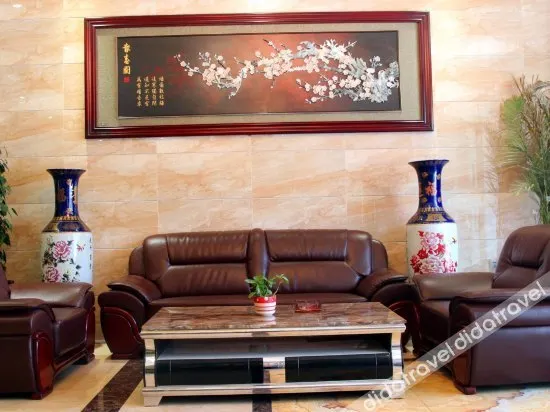 Baohu Jiayuan Business Hotel (Yinchuan Baohu Park) - Image 1