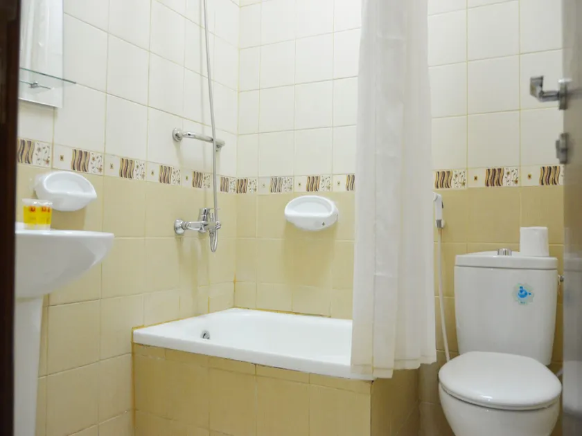 Nada Al Deafah Hotel - Image 1
