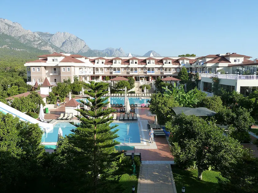 GARDEN RESORT BERGAMOT - Image 1