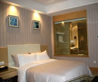 Castfast Hotel - Image 1