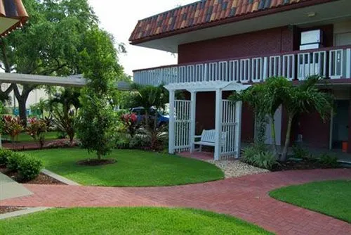Baymont By Wyndham Sarasota - Image 1