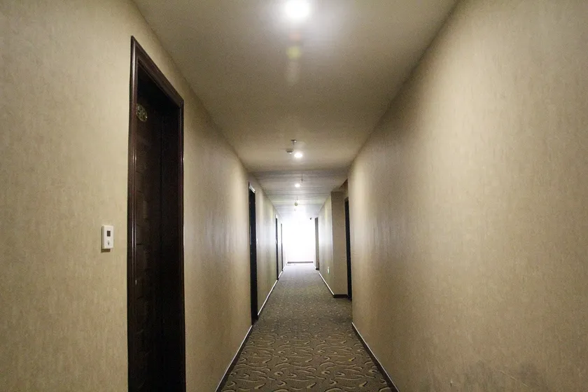 Weilingdun Hotel - Image 1