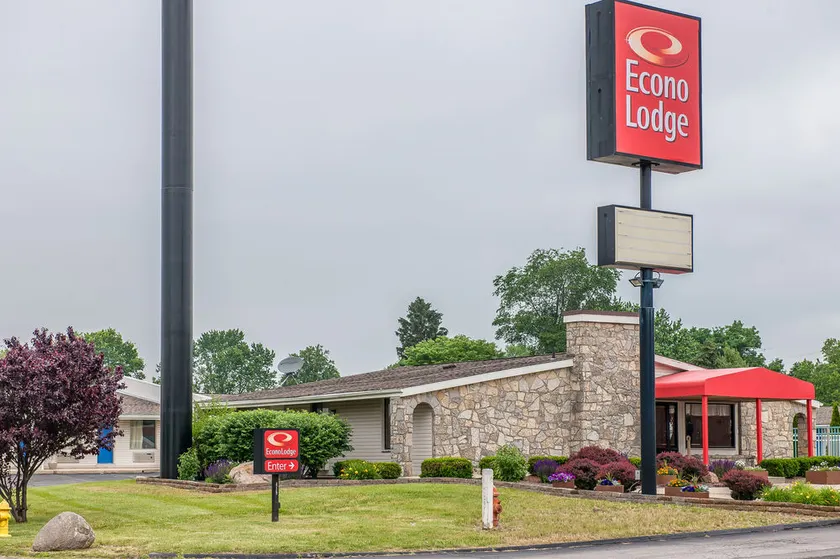 Comfort Suites, Richmond,  IN - Image 1