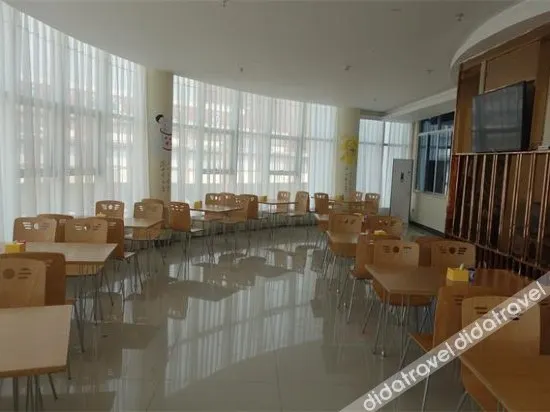 Wodun Chain Hotel Yulin Zhongyaogang - Image 1