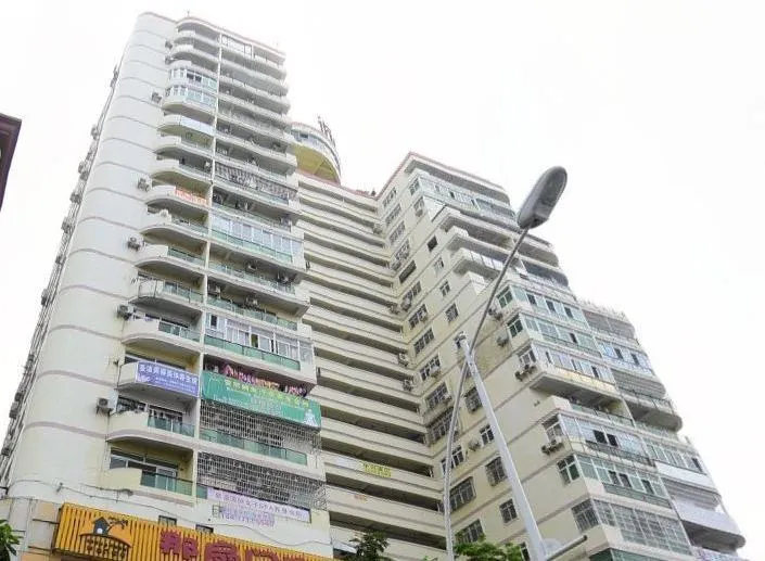 Nashanmen Boutique Inn (Sanya Bay Pedestrian Street) - Image 1
