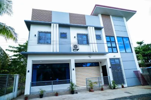 RedDoorz at Guanzons Homestay - Image 1
