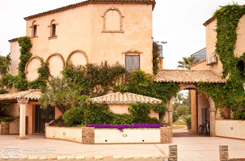Residence Baia delle Palme - Image 1