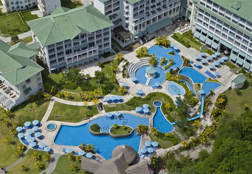 Sheraton Bijao Beach Resort - All Inclusive - Image 1
