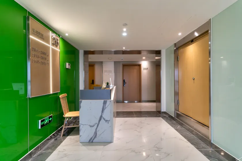 Nange Zhenxuan Hotel (Xiasha Gaosha Road Subway Station) - Image 1