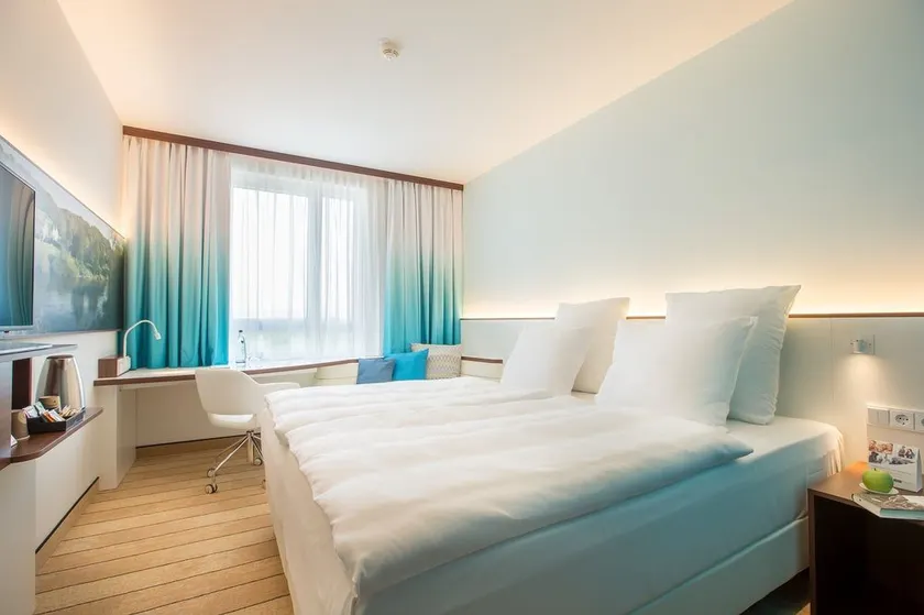 Styles Hotel Frankfurt Airport - Image 1