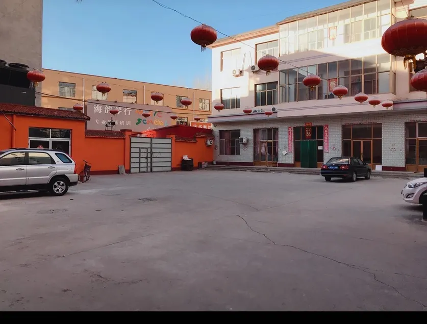 Junyi Chain Hotel (Yongqing Yufeng Middle Street) - Image 1