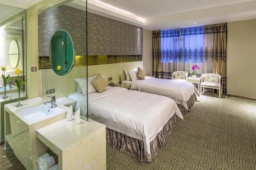 Jinyatai Business Hotel - Jiahe Branch - Image 1