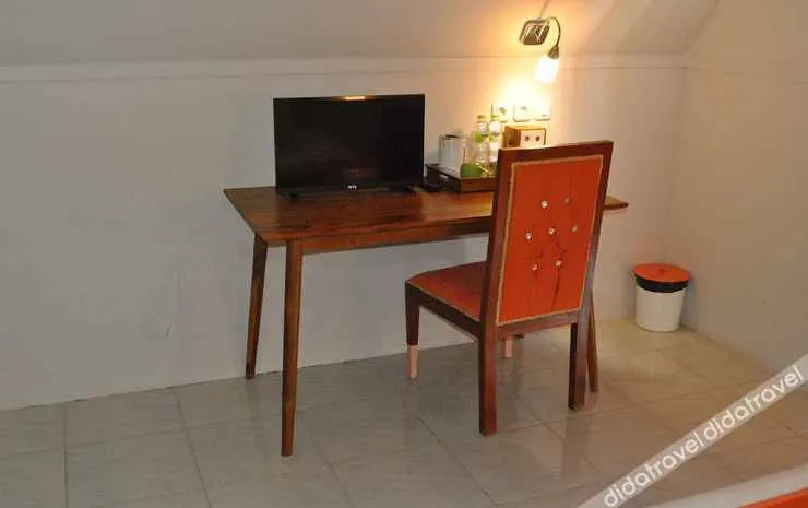 Seaside Villa - Image 1