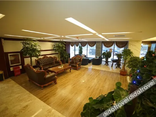 Huameihui Hotel (Baoding Xiantian Baobai Shopping Plaza) - Image 1