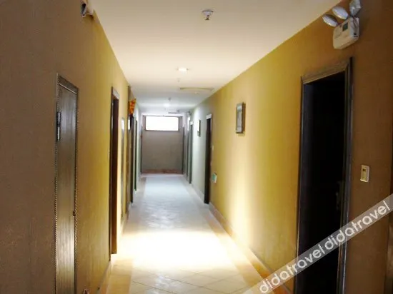 Xiangshan Yaju Hotel (Laosha Lane Branch of Zunyi Site) - Image 1