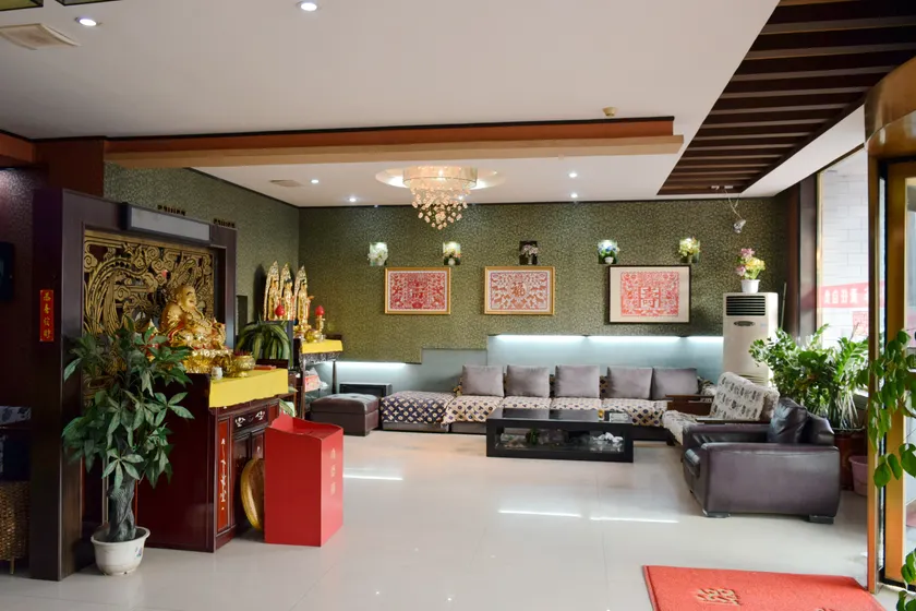 LongQuan Business Clubhouse - Image 1