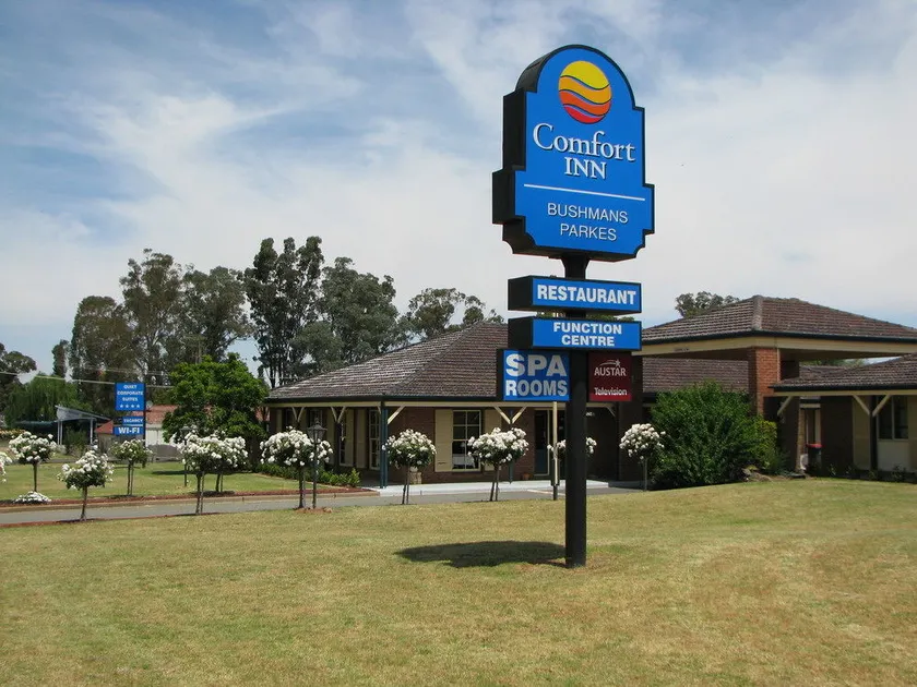 Comfort Inn Bushmans - Image 1