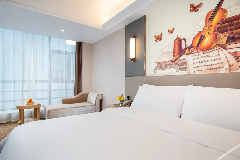 Vienna Hotel(Xincheng International Store) - Image 1