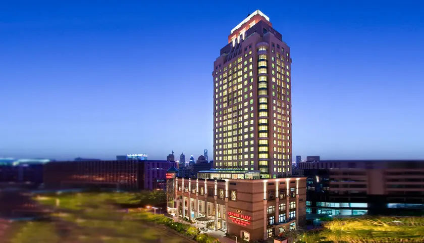 Parkline Century Park Hotel Shanghai - Image 1