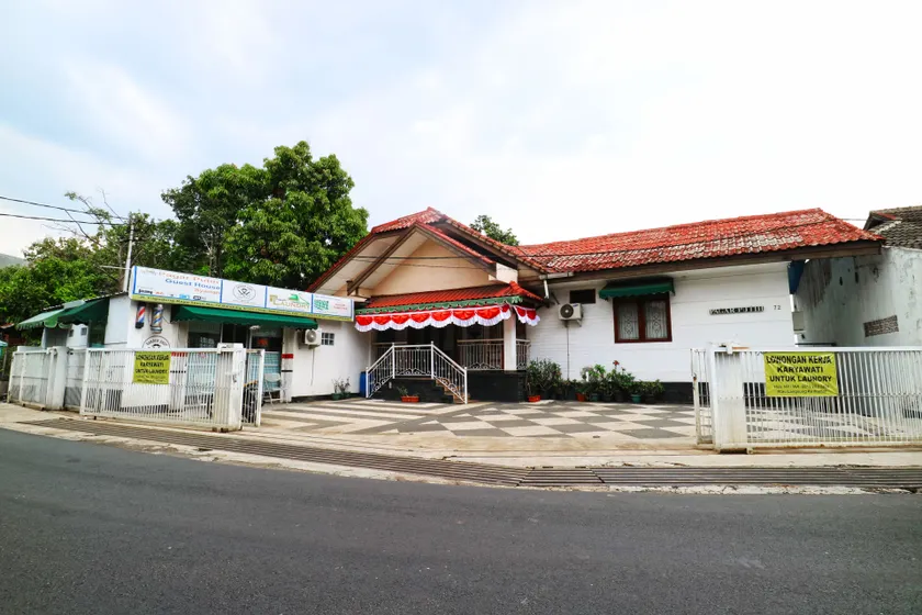 Pagar Putih Guest House Syariah - Image 1