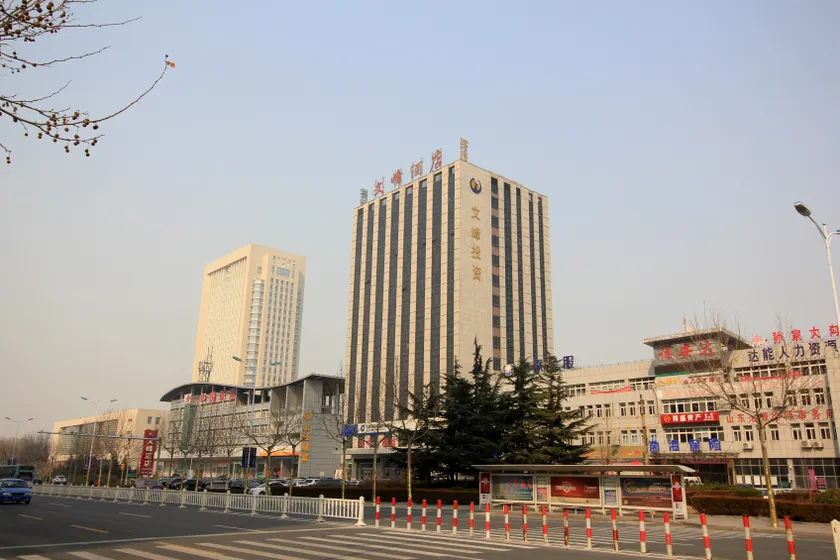 Zhaoyuan Wenfeng Hotel - Image 1