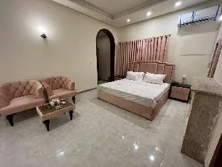Heritage Inn - Image 1