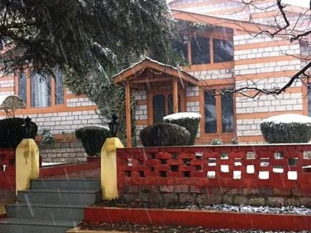 Himkund Cottages - Image 1
