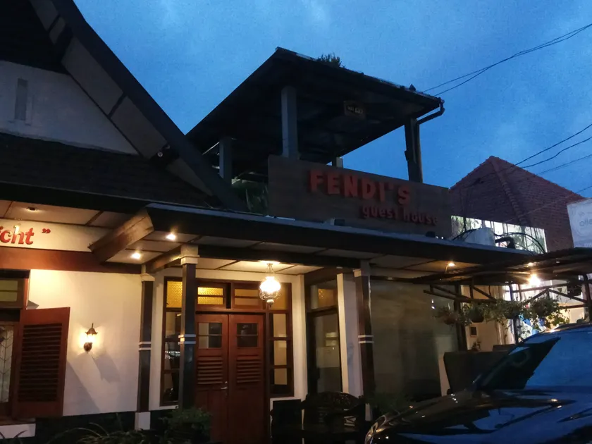 Fendis Homestay - Image 1