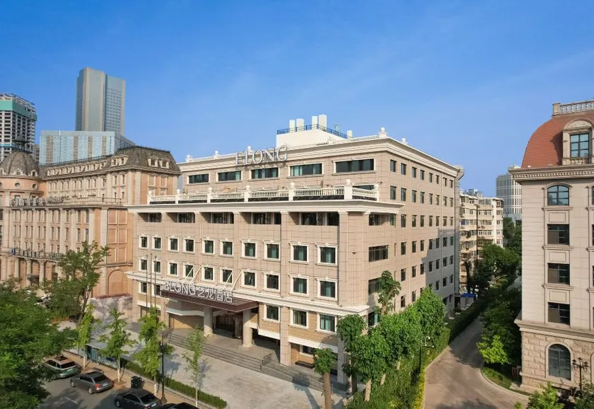 Tianjin Elong Hotel - Image 1
