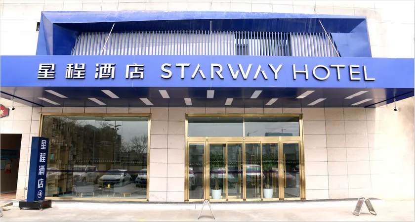 Starway Hotel (Xi'an Banpo Metro Station) - Image 1