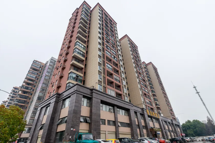 Weierjia Hotel (Yangluo Development Zone Metro Station Branch) - Image 1