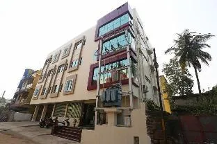Goroomgo Hotel Triple Tree - Near Railway Station & Airport - Image 1