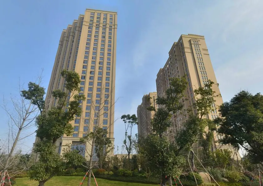 Heyuan Holiday Hotel - Image 1