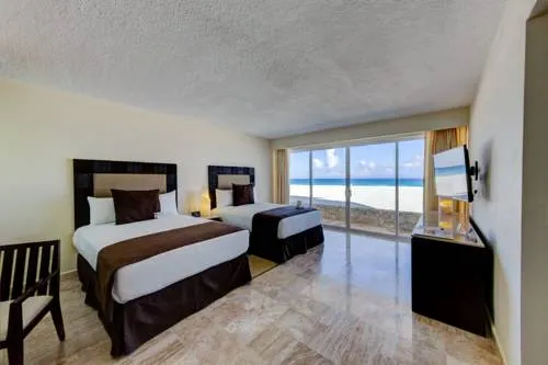 The Villas Cancun by Grand Park Royal - All Inclusive - Image 1